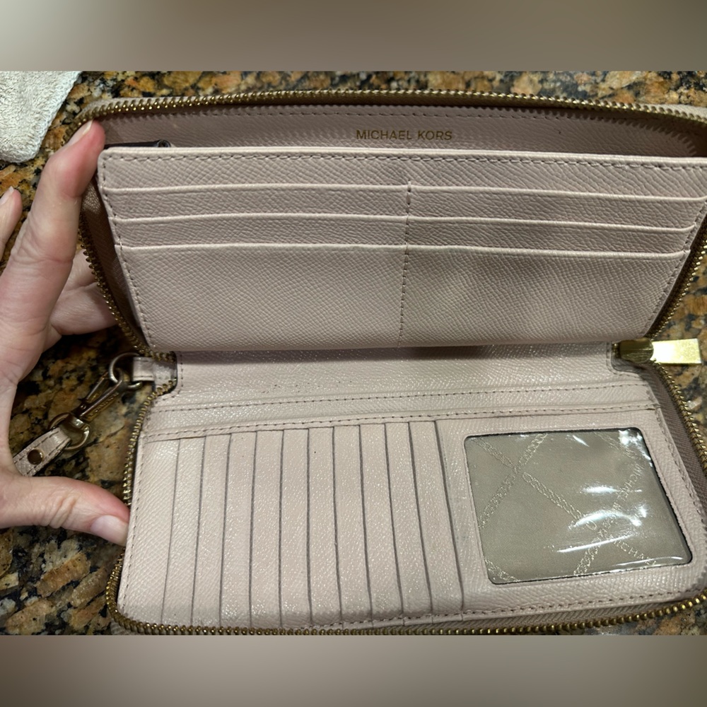 Authentic Michael Kors Beige Backpack and Wallet Set - Picture 10 of 11